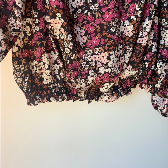 Ann Taylor blouse - Picture 2 of 7